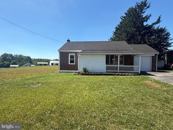 3018 LINCOLN , GORDONVILLE, PA 17529