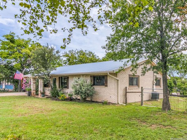 103 AMBER DR, Comfort, TX 78013