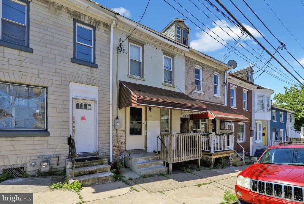 1122 Buttonwood Street, Reading, PA 19604 Main Photo