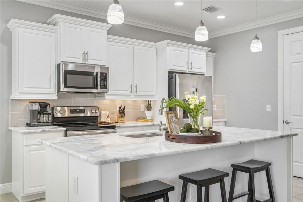 1868 Red Oak Terrace, Vero Beach, FL 32966 Photo