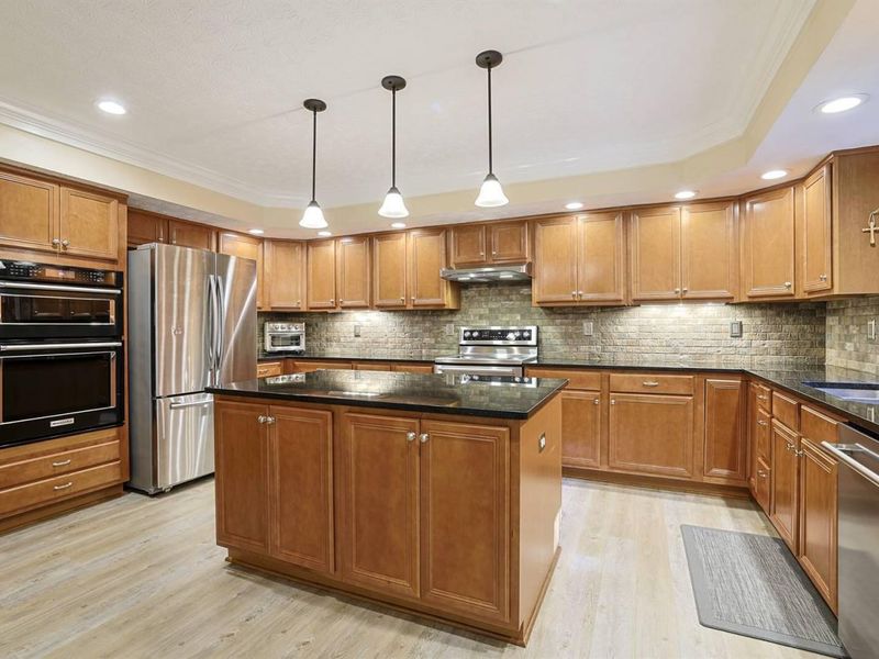 304 Chinkapin Court, Englewood, OH 45322 Photo 12