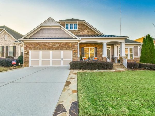 6417 Hickory Springs Circle, Hoschton, GA 30548