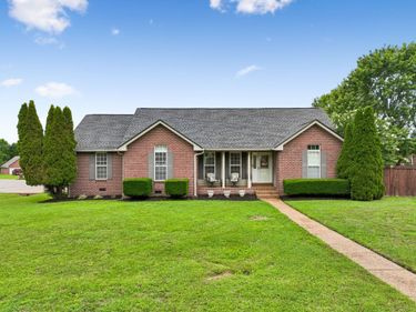 400 Neighborly Ct, Lebanon, TN 37087