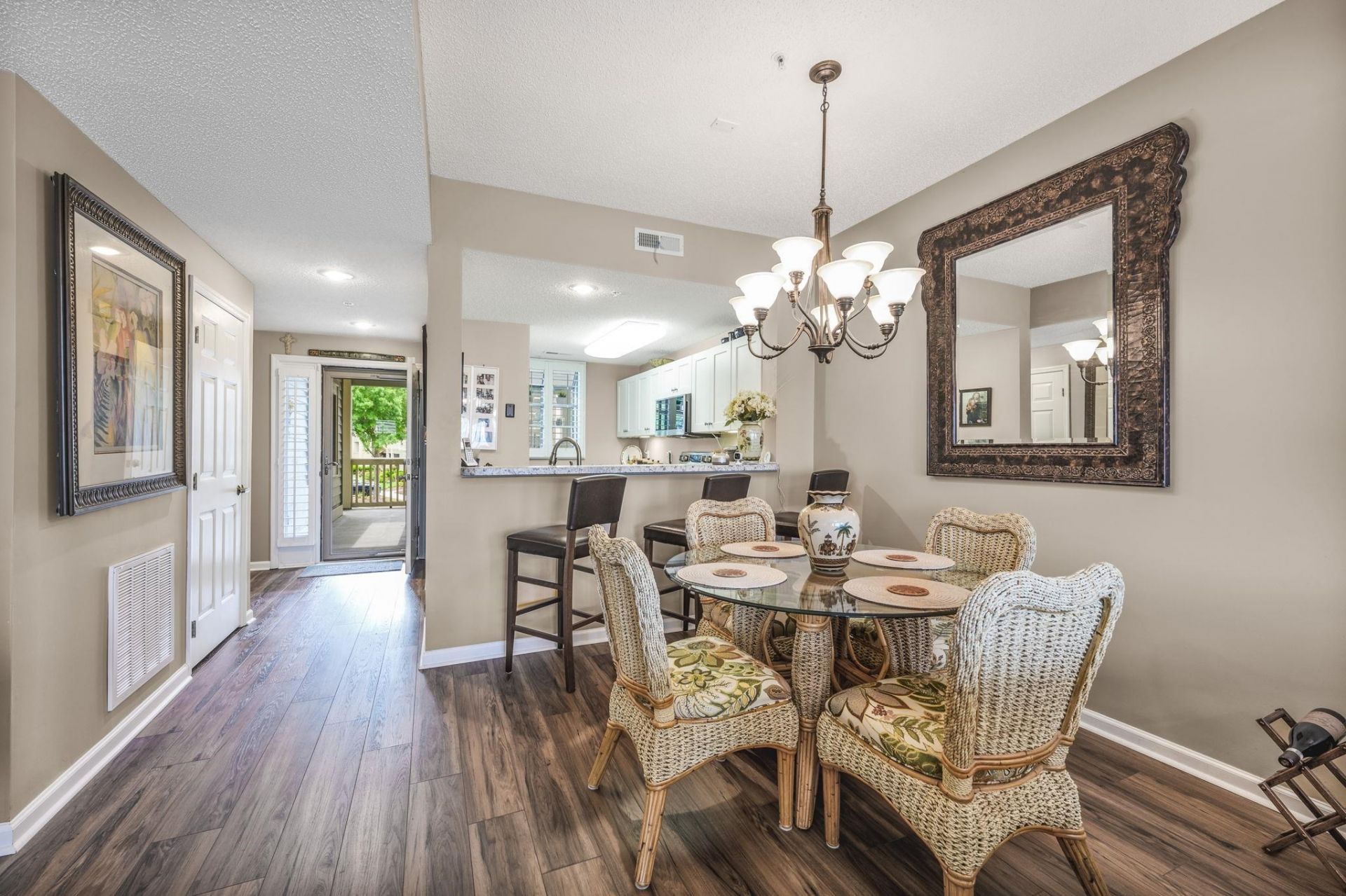 1551 Spinnaker Dr.  Photo 13