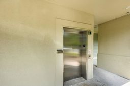 1551 Spinnaker Dr.  photo 4