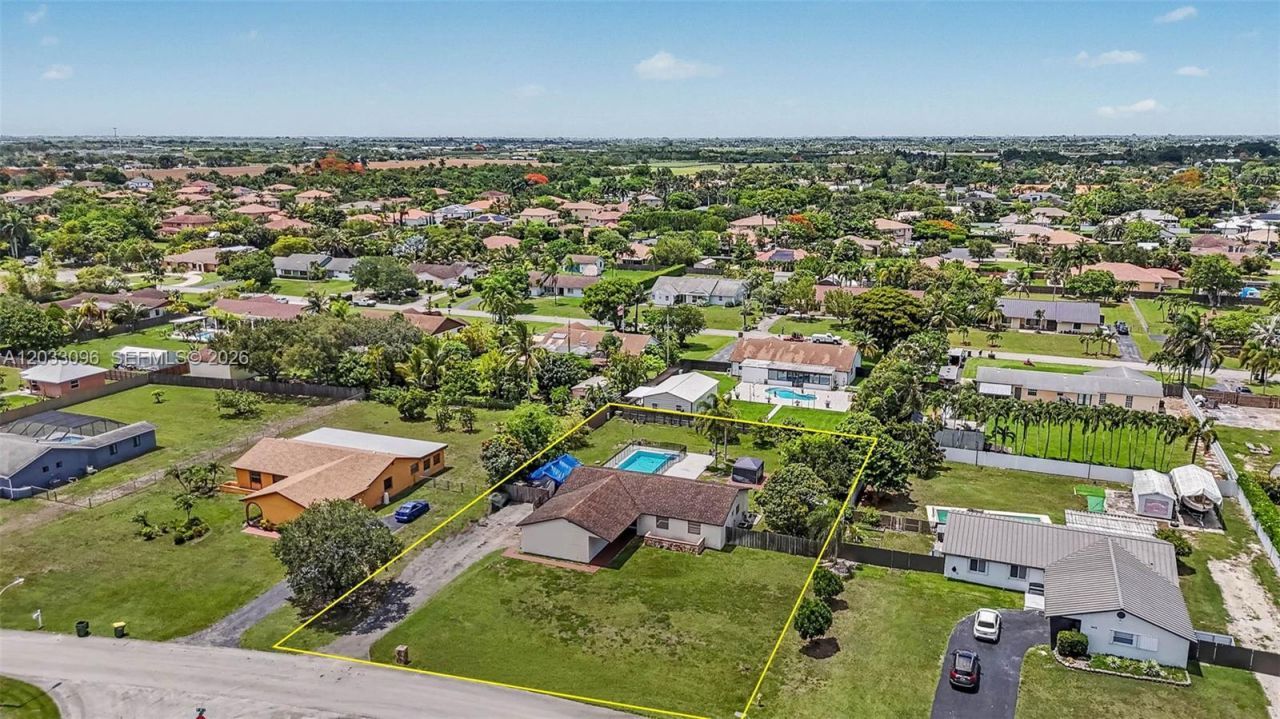 1475 NW 19 St , Homestead, FL 33030 Photo