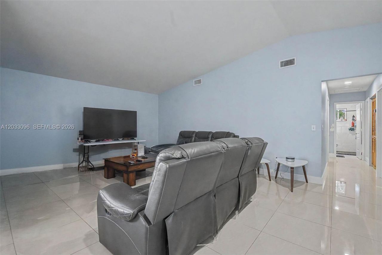 1475 NW 19 St , Homestead, FL 33030 Photo