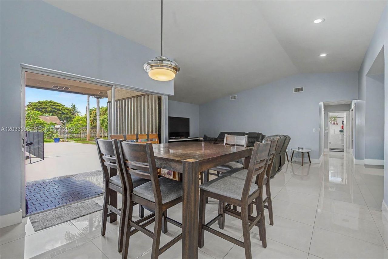 1475 NW 19 St , Homestead, FL 33030 Photo