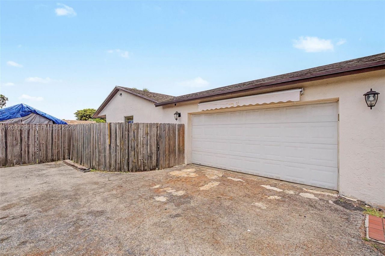 1475 NW 19 St , Homestead, FL 33030 Photo