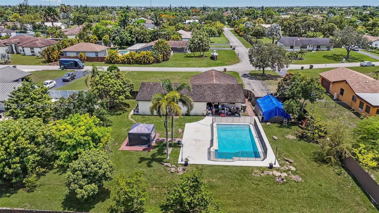 1475 NW 19 St , Homestead, FL 33030 Photo