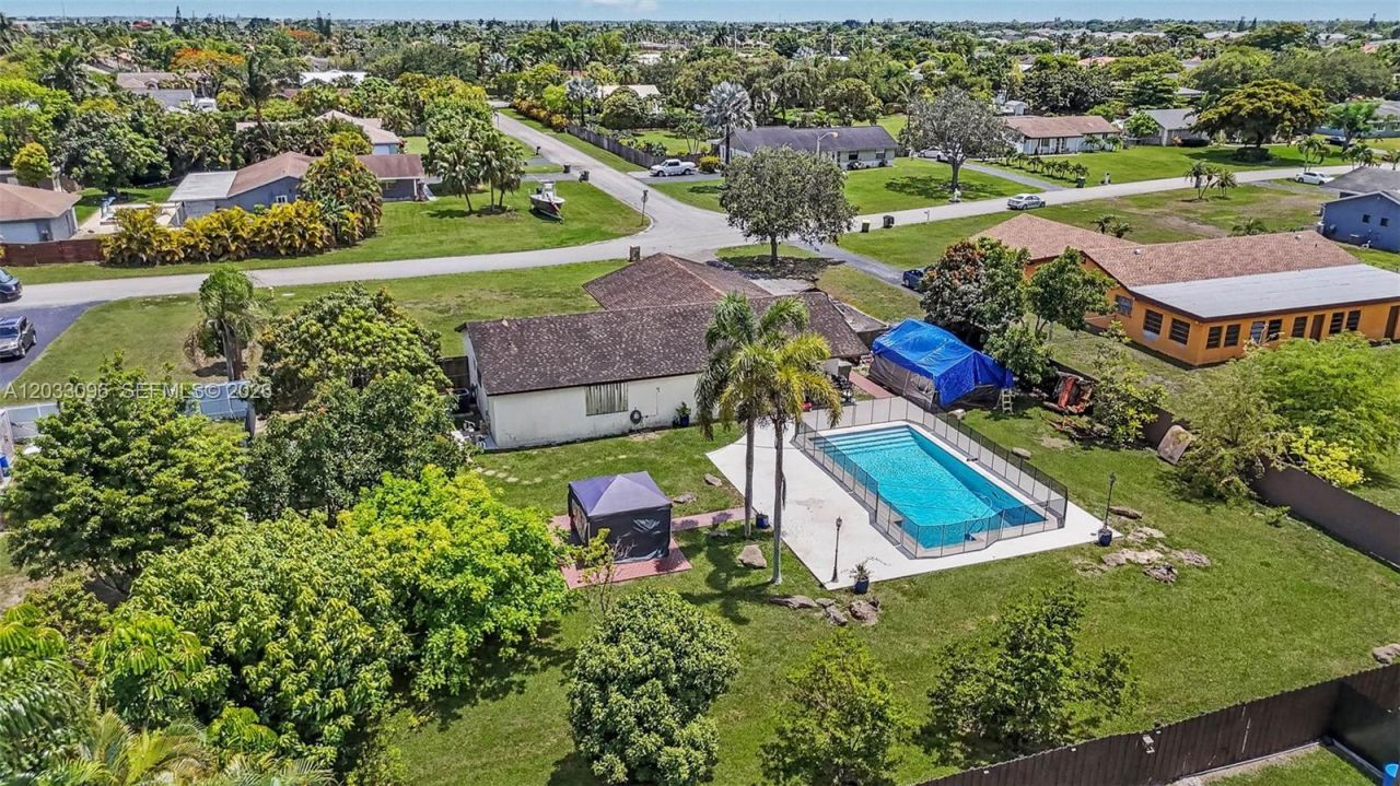 1475 NW 19 St , Homestead, FL 33030 Photo