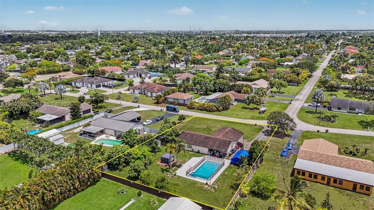 1475 NW 19 St , Homestead, FL 33030 Photo