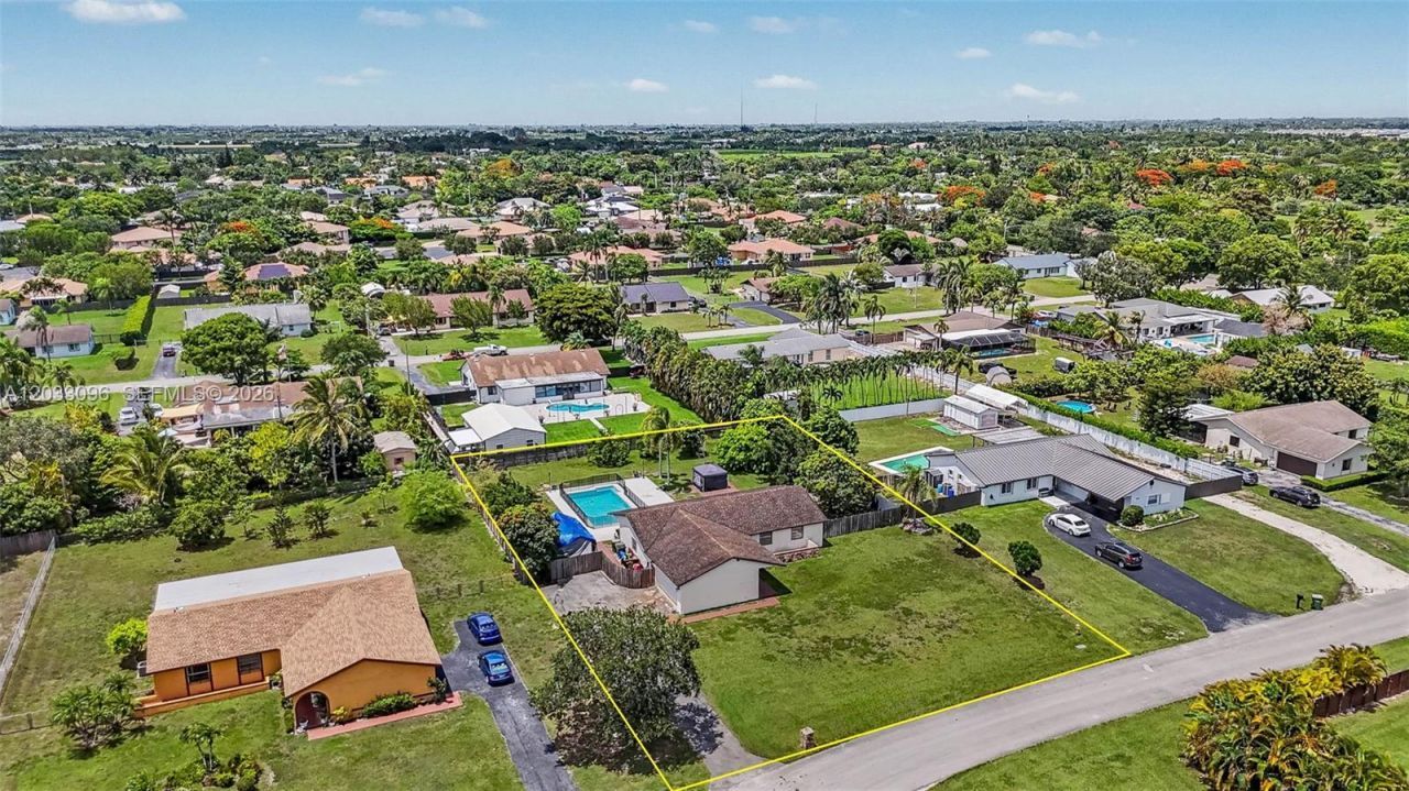 1475 NW 19 St , Homestead, FL 33030 Photo