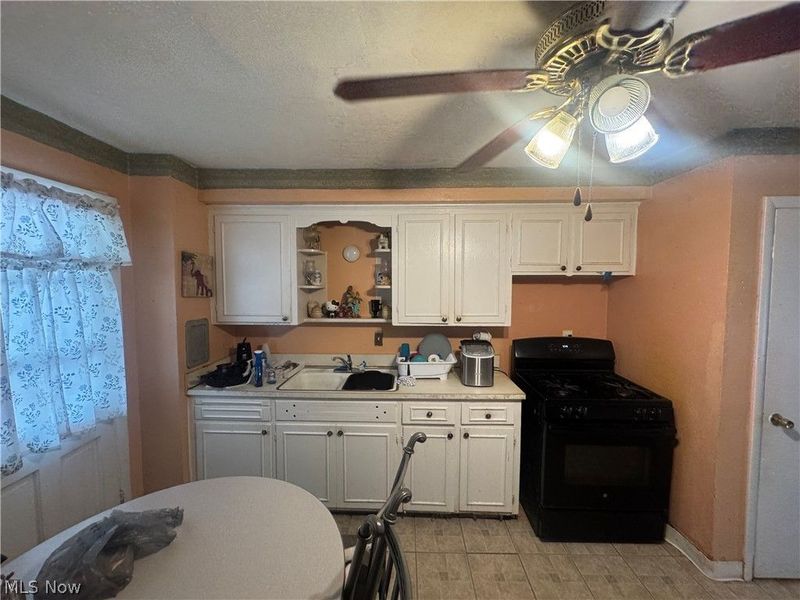 747 Babbitt Road, Euclid, OH 44123 Photo 5