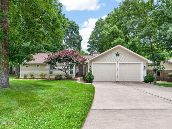220 Catoosa Blvd, Crossville, TN 38558