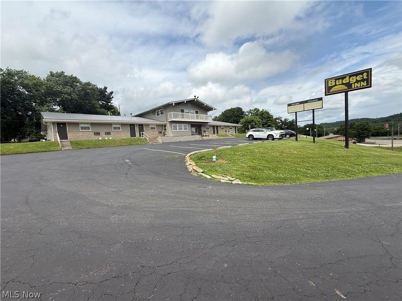 6405 Glenn Highway, Cambridge, OH 43725 Photo 2