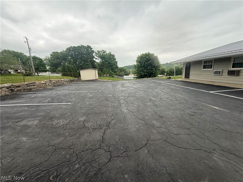 6405 Glenn Highway, Cambridge, OH 43725 Photo 21