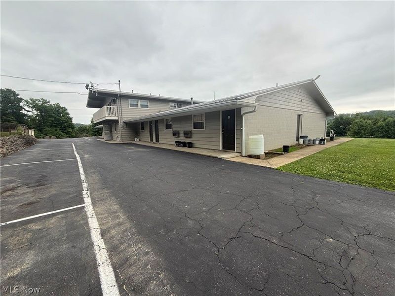 6405 Glenn Highway, Cambridge, OH 43725 Photo 27