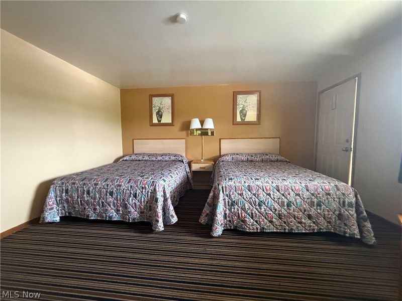 6405 Glenn Highway, Cambridge, OH 43725 Photo 4