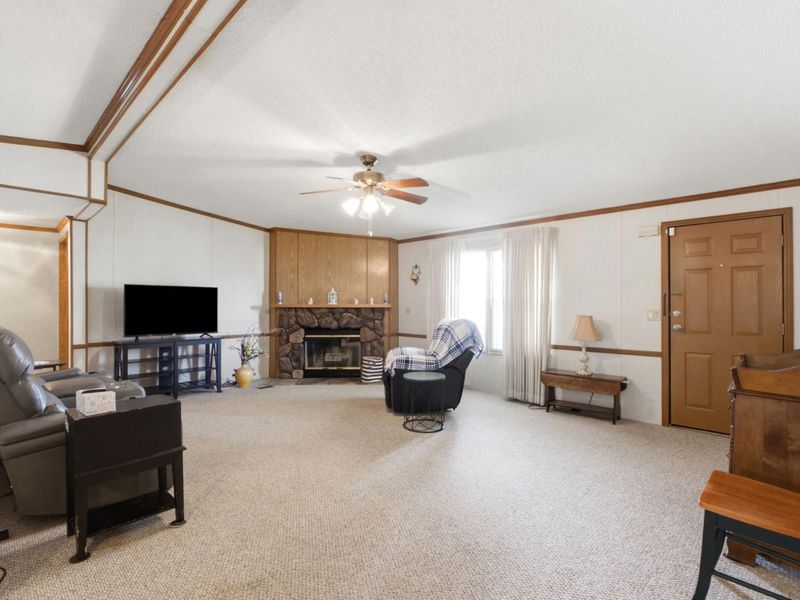 225 Heather Lane, Fairborn, OH 45324 Photo 4