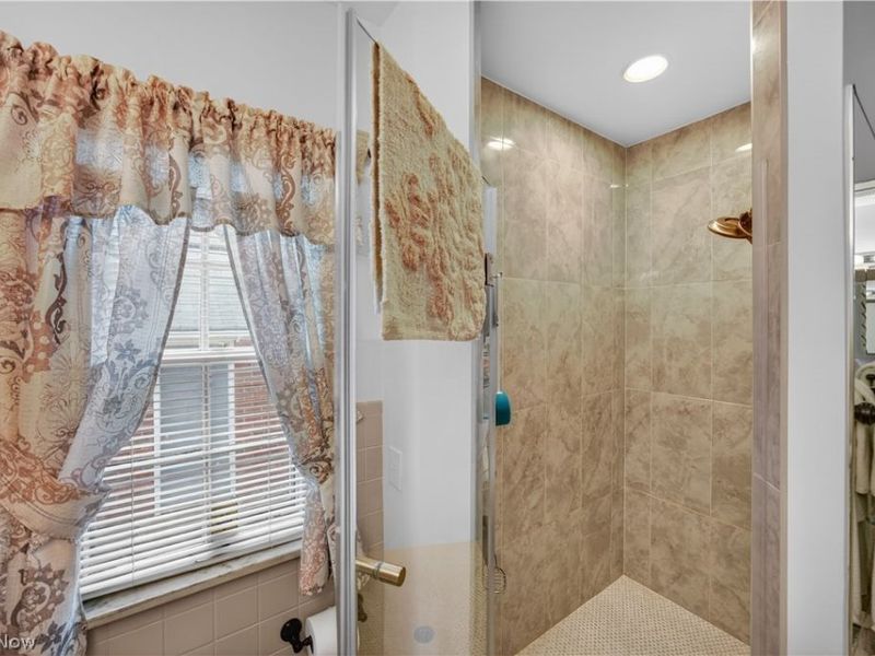 2140 Lamberton Road, Cleveland Heights, OH 44118 Photo 24