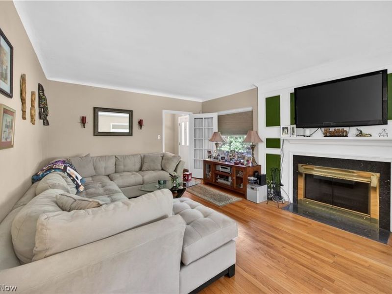 2140 Lamberton Road, Cleveland Heights, OH 44118 Photo 3
