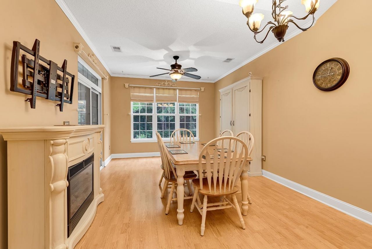 209 Candlewood Dr. Photo 30