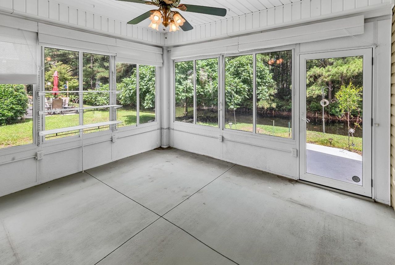 209 Candlewood Dr. Photo 36