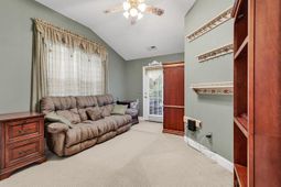 209 Candlewood Dr. photo 4