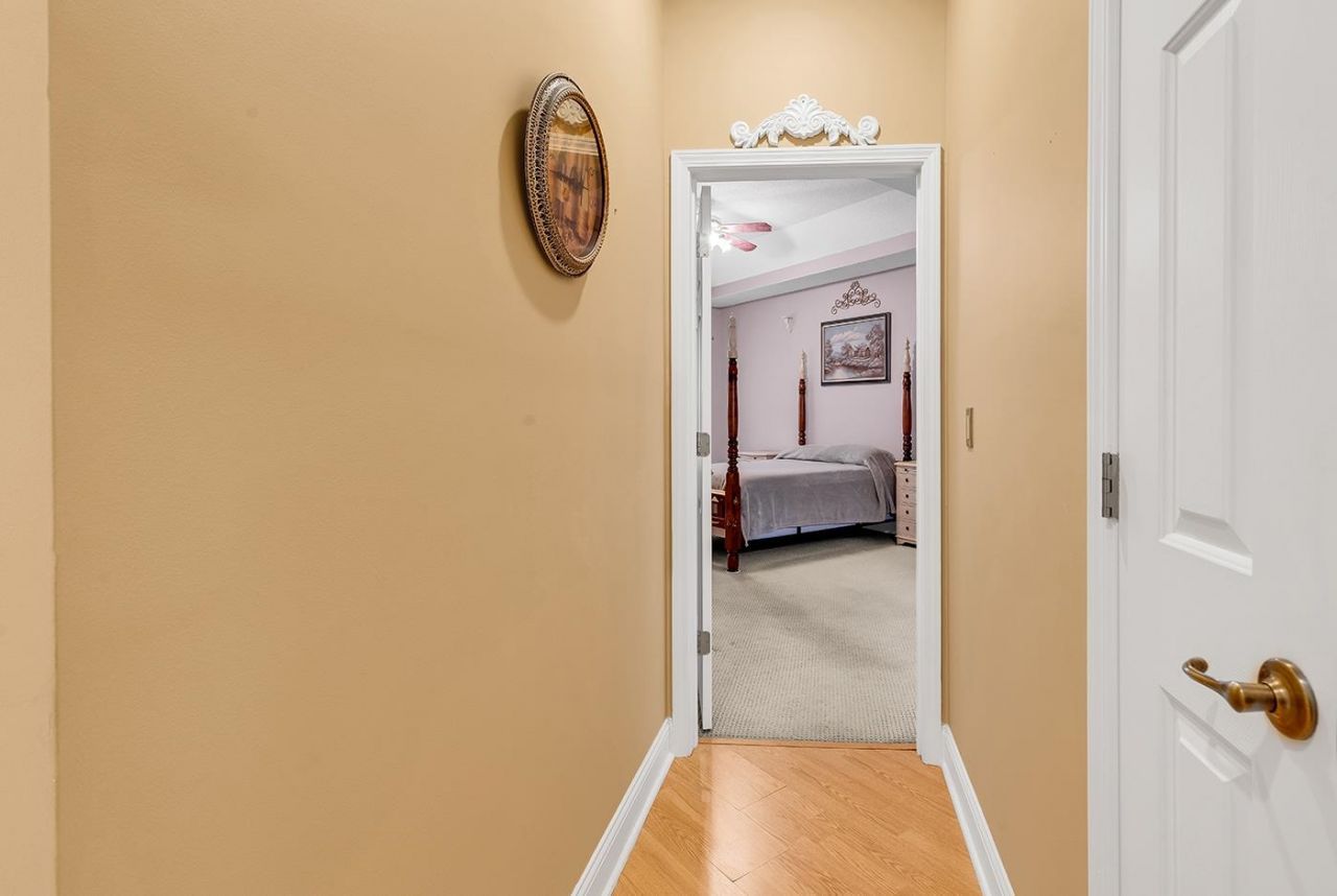 209 Candlewood Dr. Photo 43