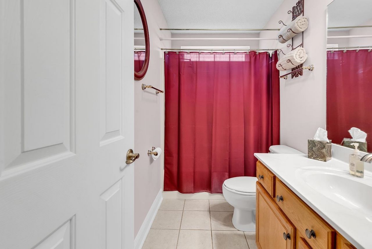 209 Candlewood Dr. Photo 6