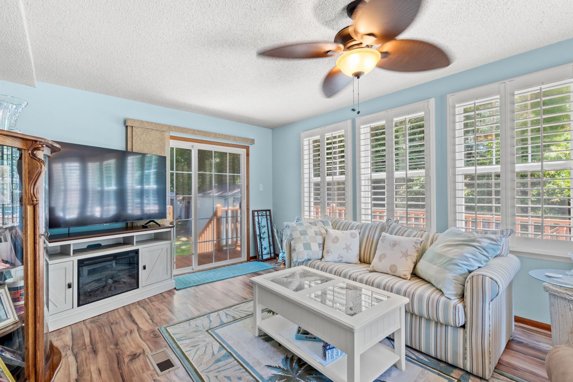 527 Grapevine St.  Photo 15