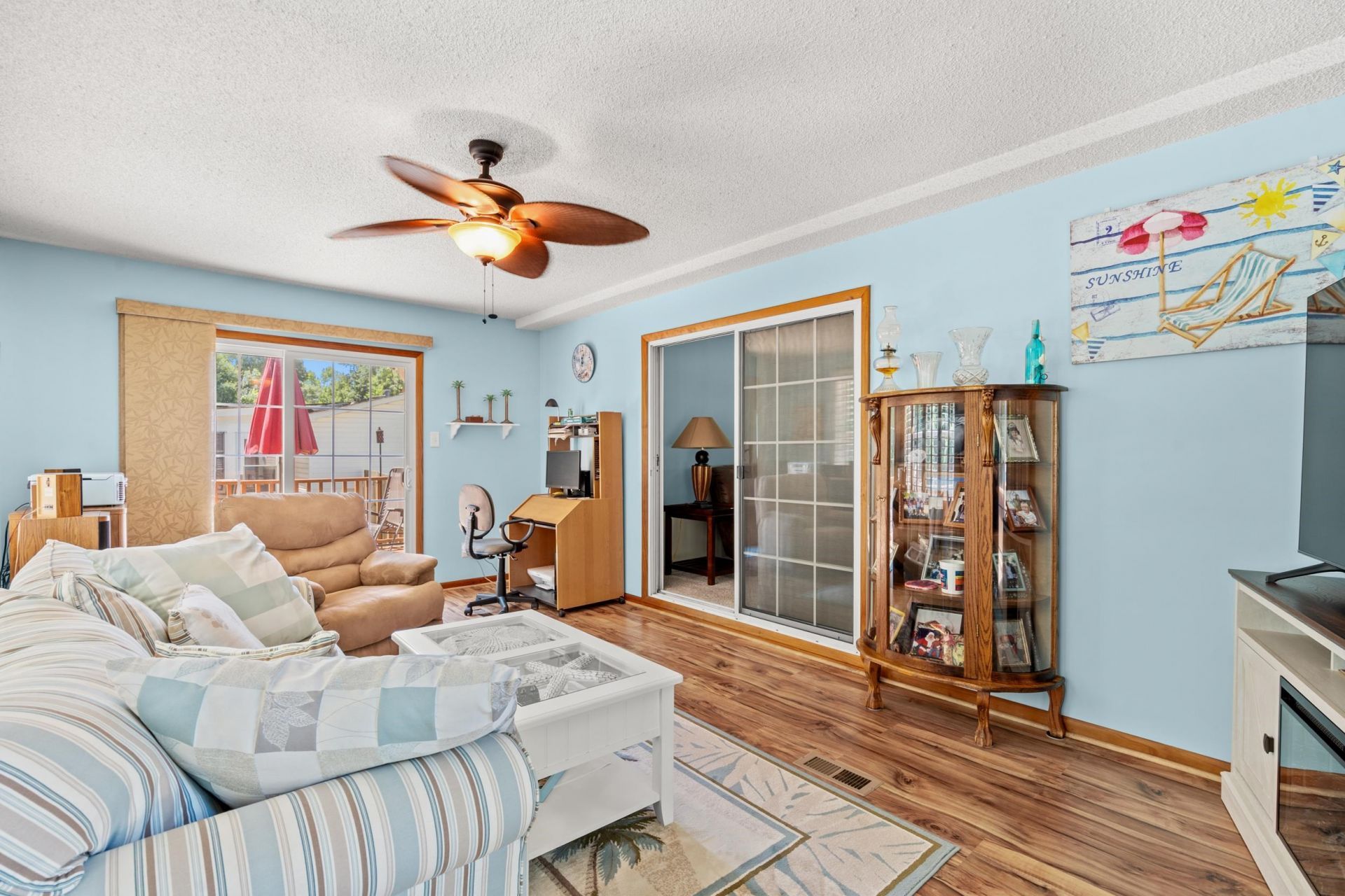 527 Grapevine St.  Photo 16