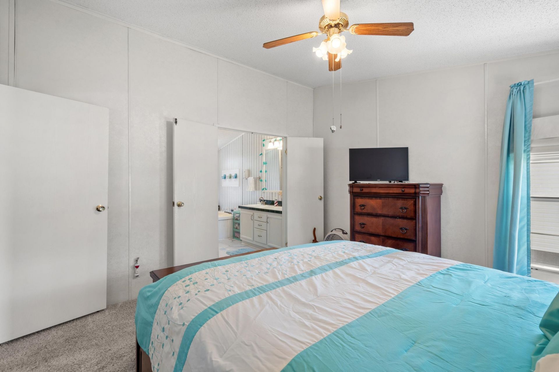 527 Grapevine St.  Photo 20