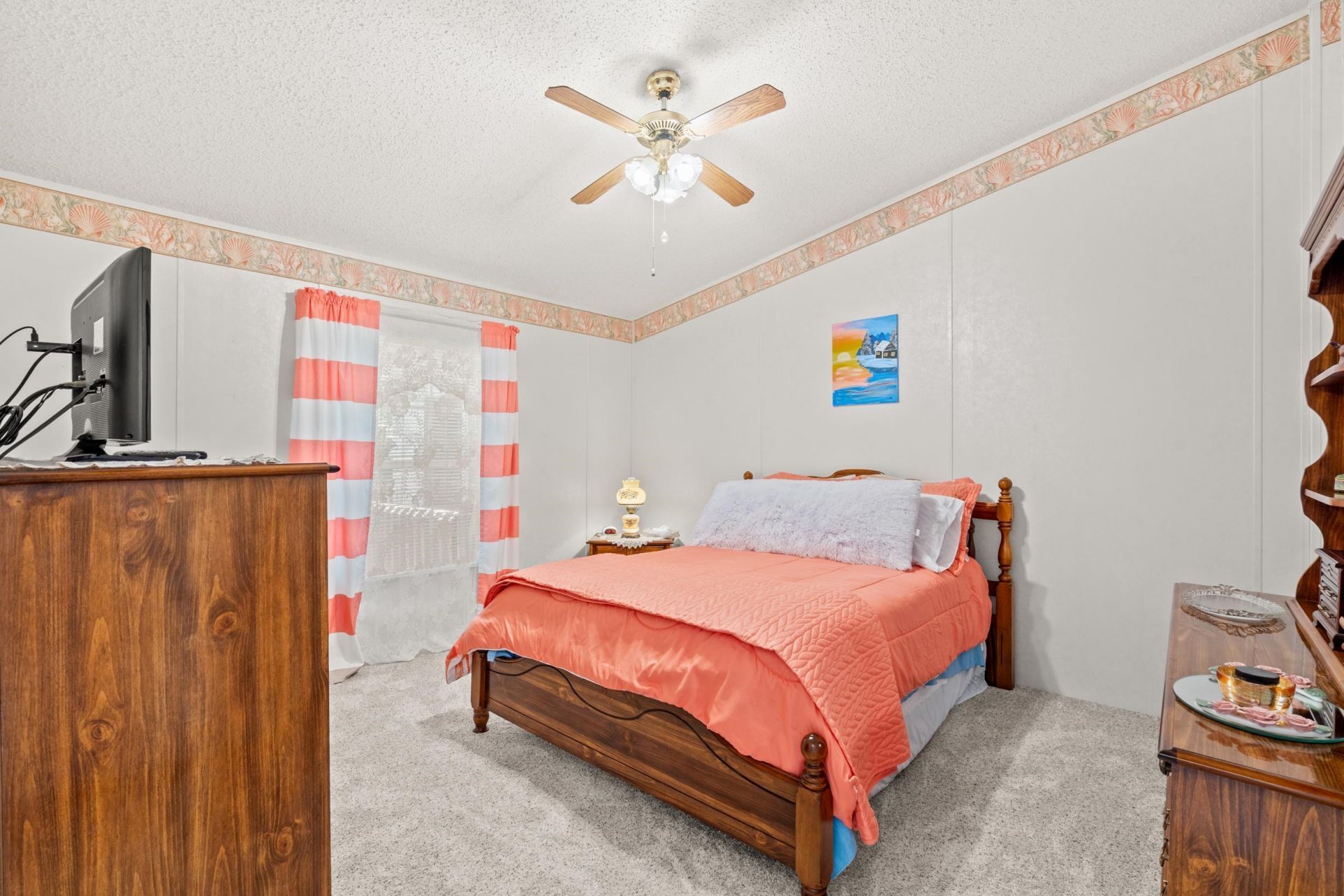527 Grapevine St.  Photo 24