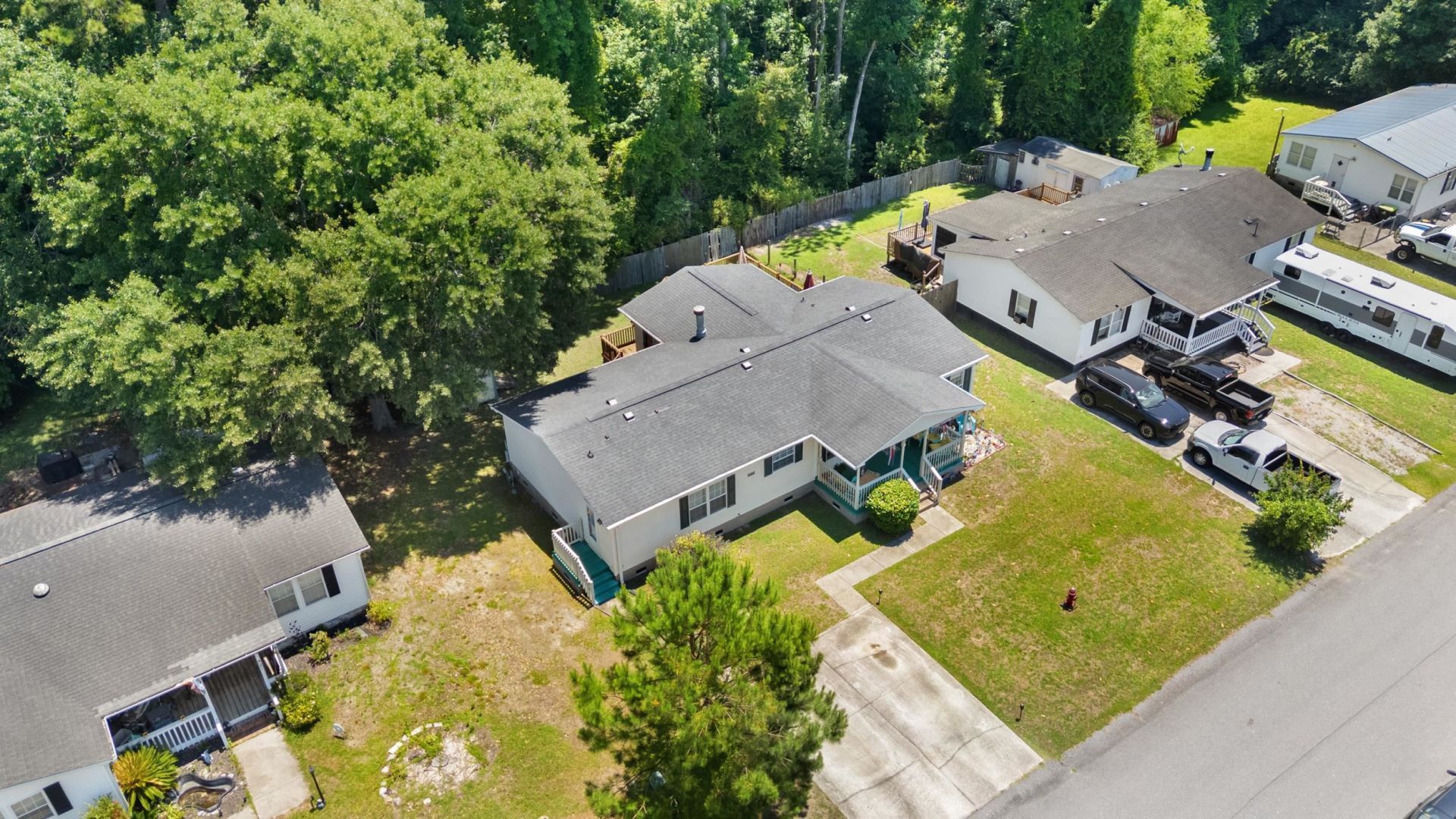 527 Grapevine St.  Photo 32