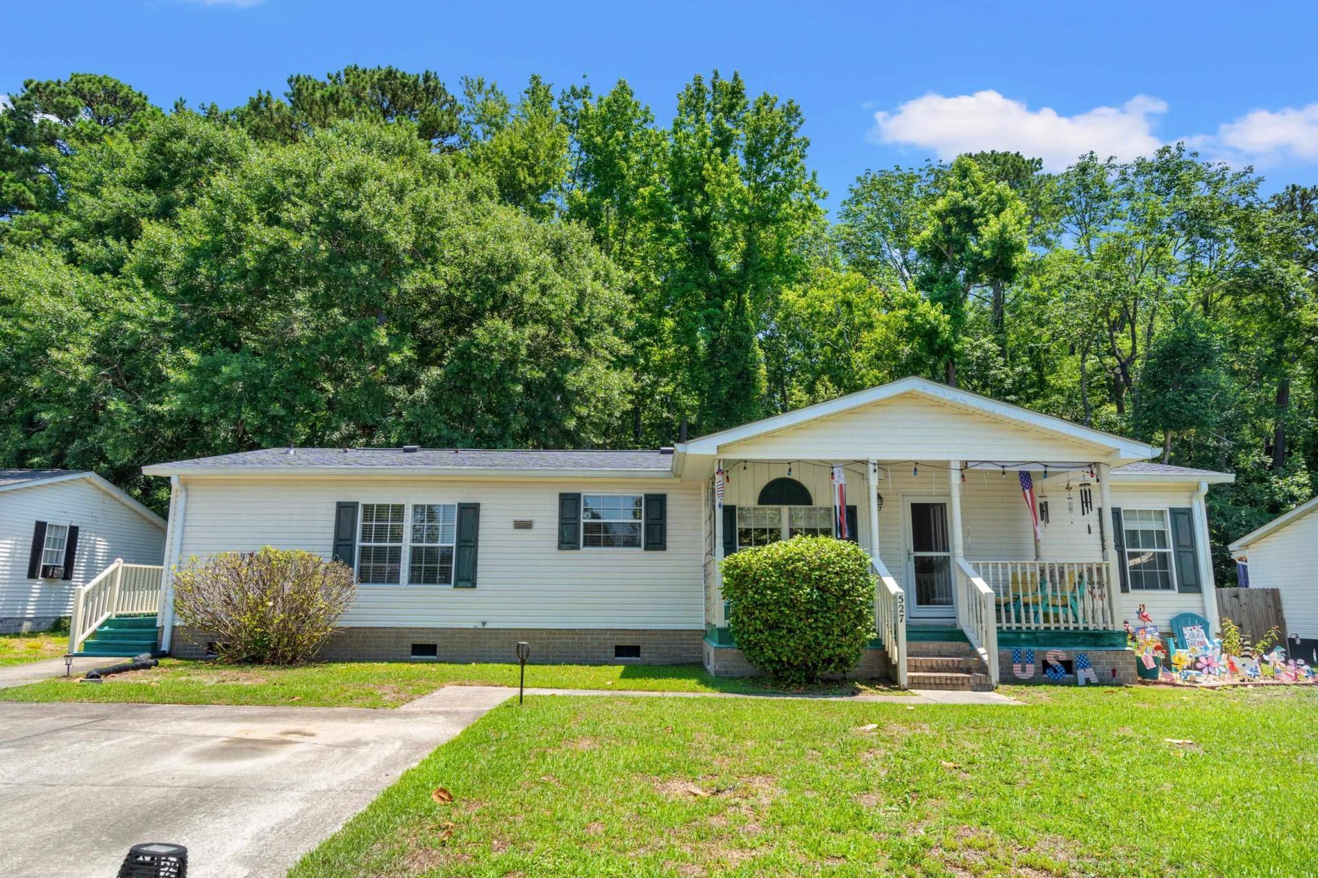527 Grapevine St.  Photo 36