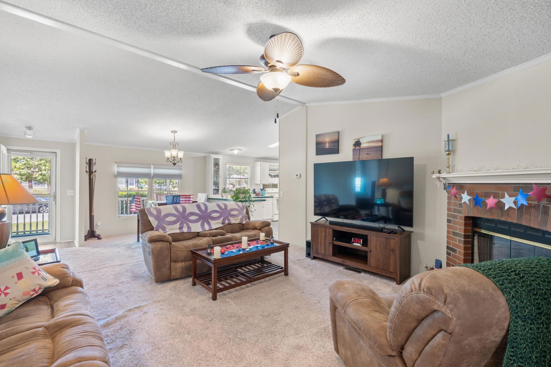527 Grapevine St.  Photo 5