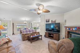 527 Grapevine St.  photo 4