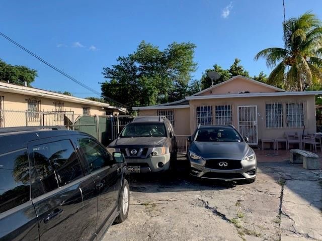 1850 NW 35th Street, Miami, FL 33142 Photo