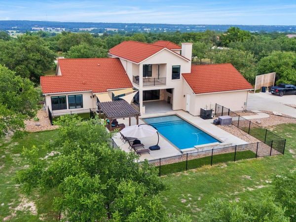 638 Strada Luca , Florence, TX 76527