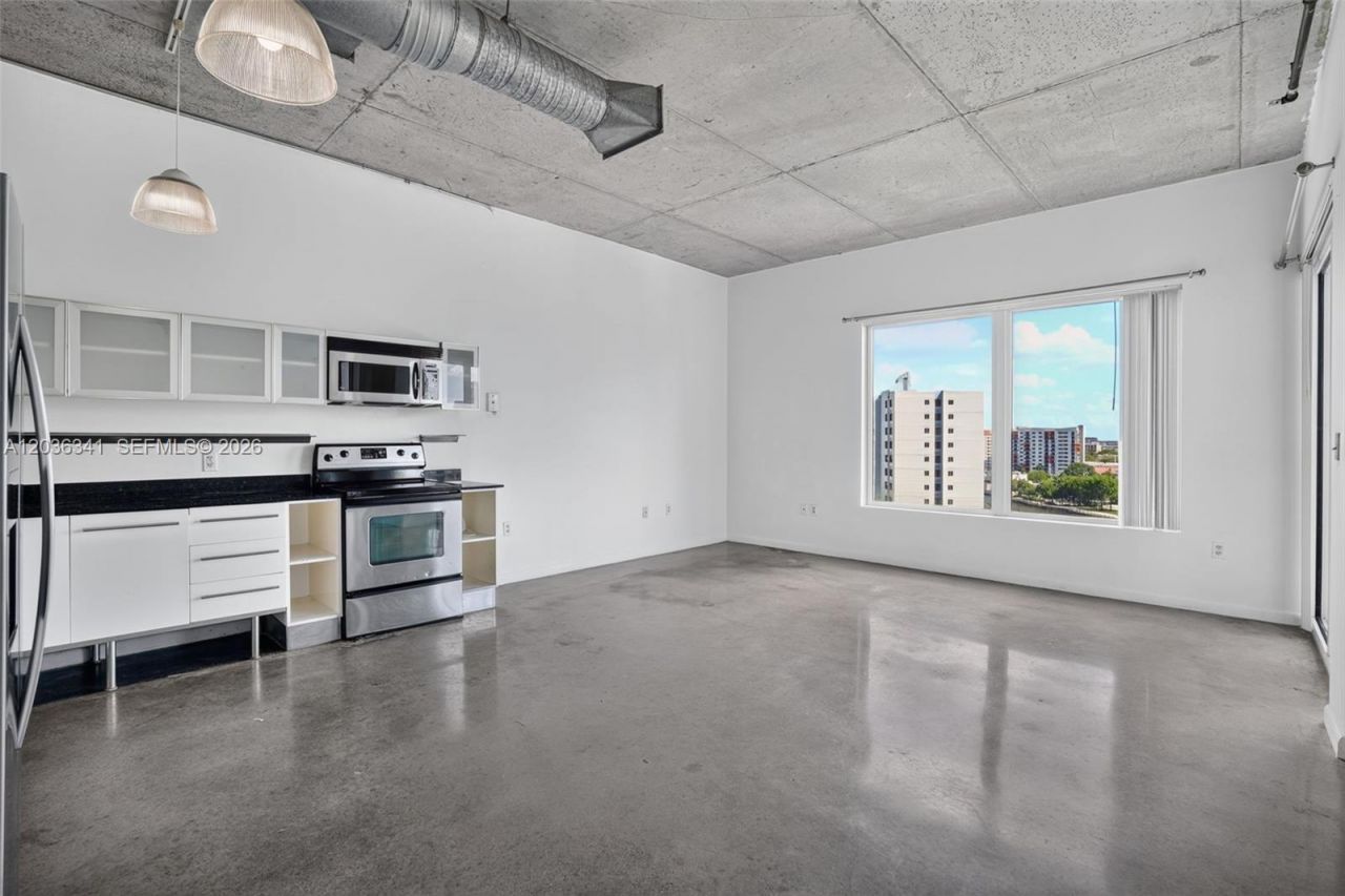 10 SW South River Dr, Unit 1010, Miami, FL 33130 Photo