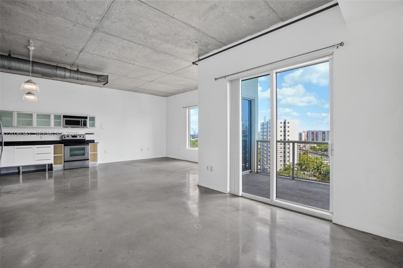 10 SW South River Dr, Unit 1010, Miami, FL 33130 Photo