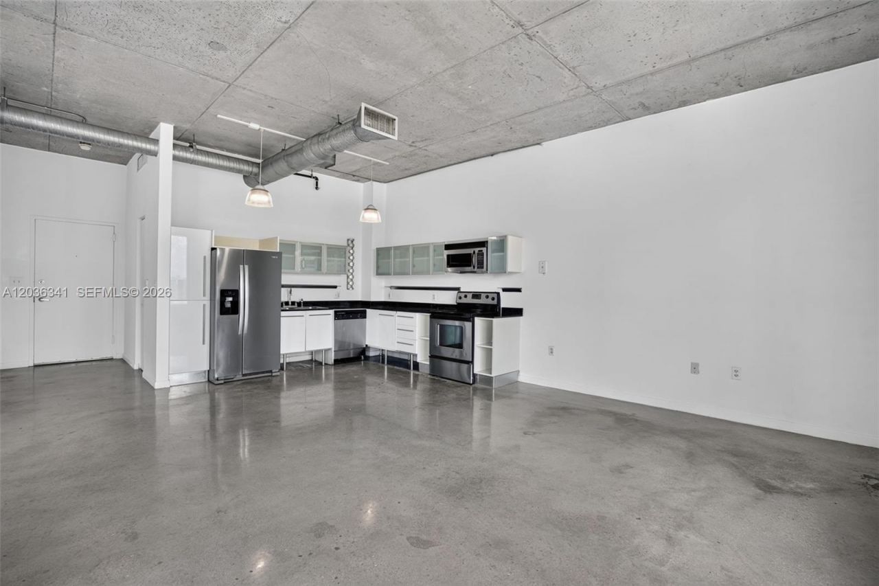 10 SW South River Dr, Unit 1010, Miami, FL 33130 Photo