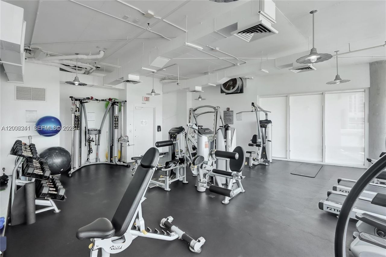 10 SW South River Dr , Unit 1010, Miami, FL 33130 Photo