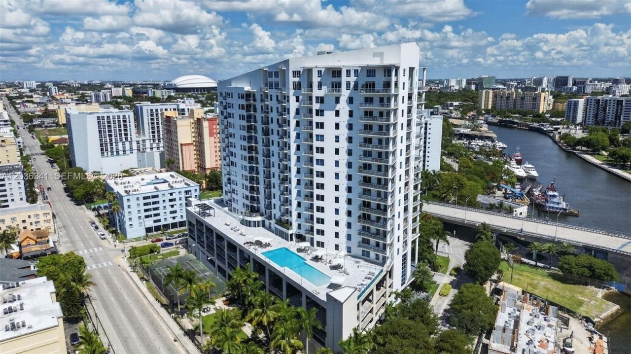 10 SW South River Dr, Unit 1010, Miami, FL 33130 Photo