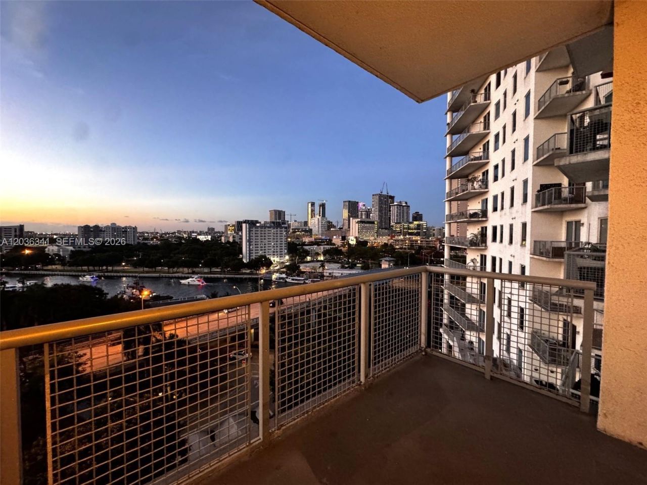 10 SW South River Dr , Unit 1010, Miami, FL 33130 Photo