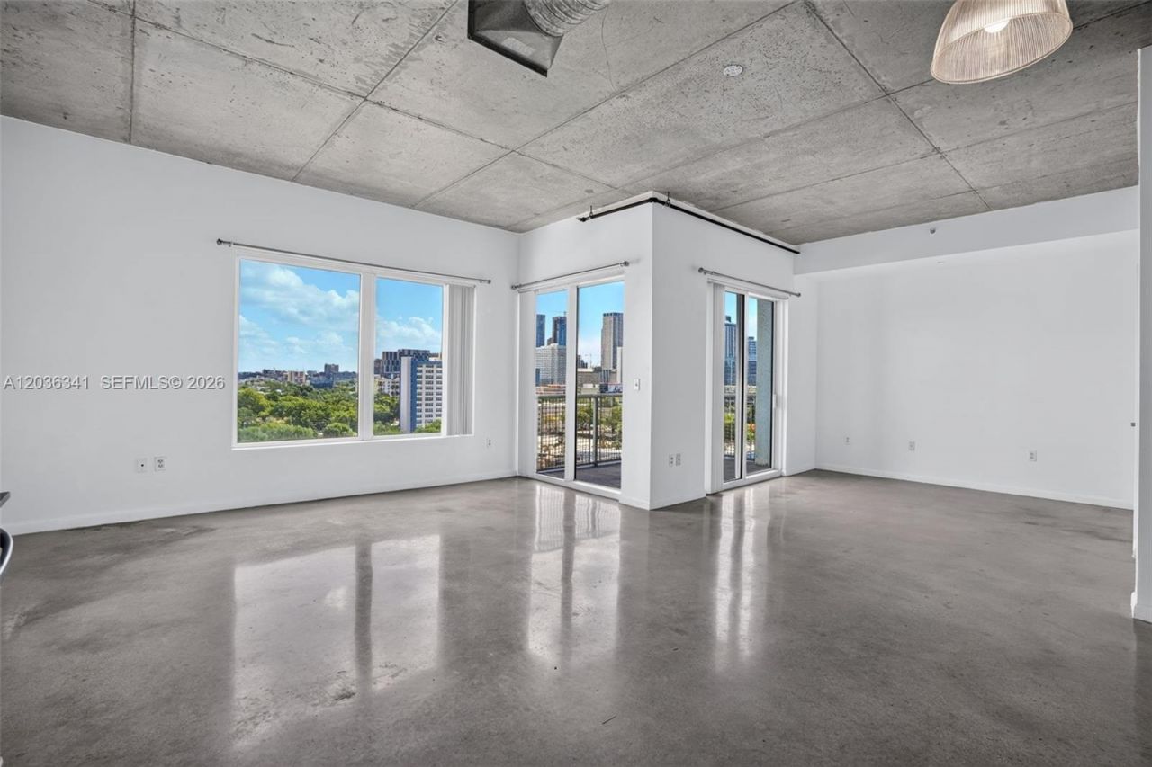 10 SW South River Dr, Unit 1010, Miami, FL 33130 Photo