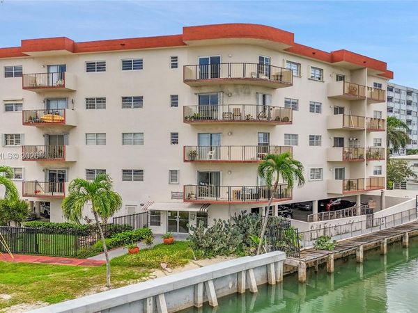 7150 Indian Creek Dr , Unit 402, Miami Beach, FL 33141