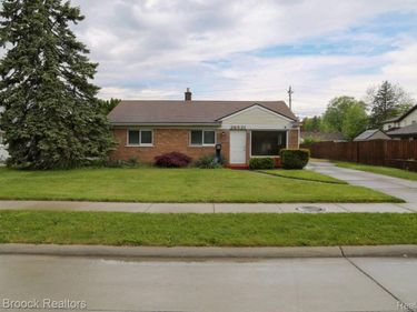 28521 Sutherland Street, Southfield, Mi 48076